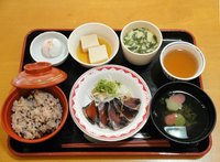 �h�V�̓��̐H��